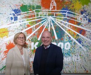 Gemeinschaftsschulrektorin Heike Willamowski und ihr Gast aus dem Landtag Daniel Born MdL
